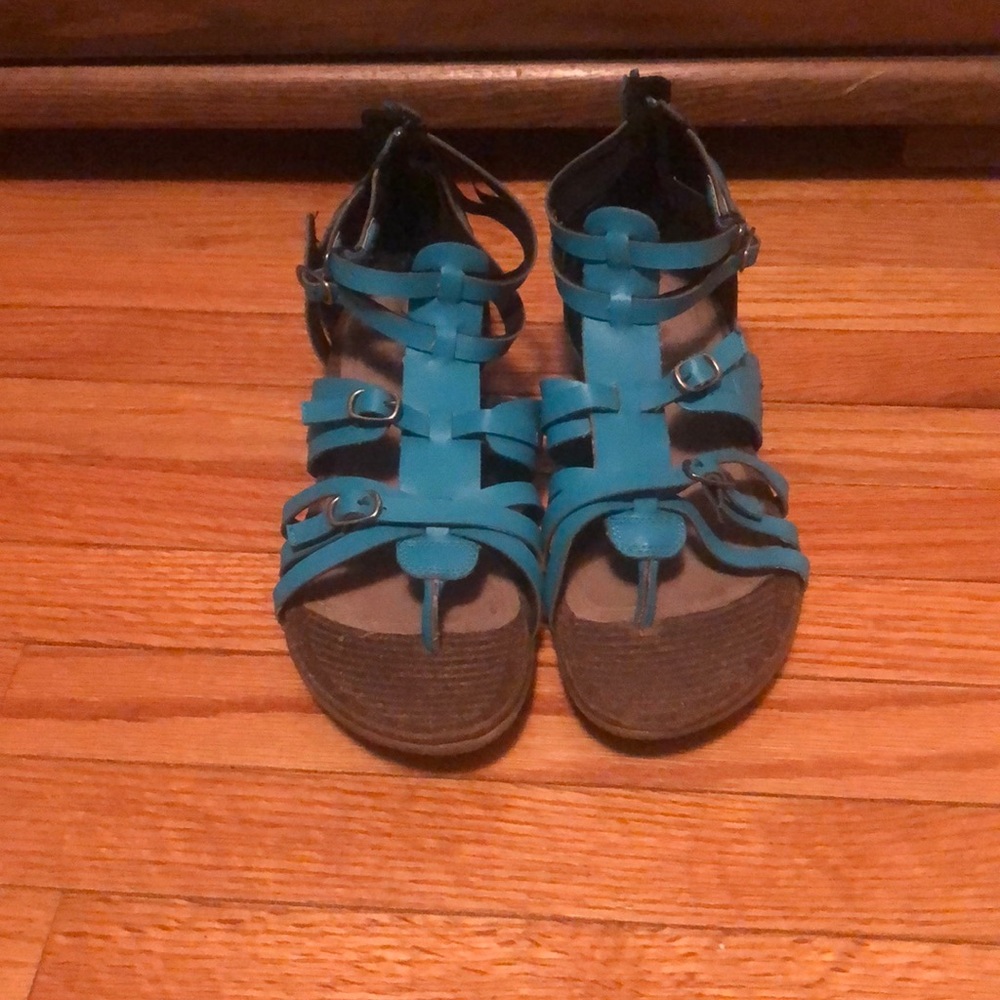 Ruff Hewn 8.5 sandals